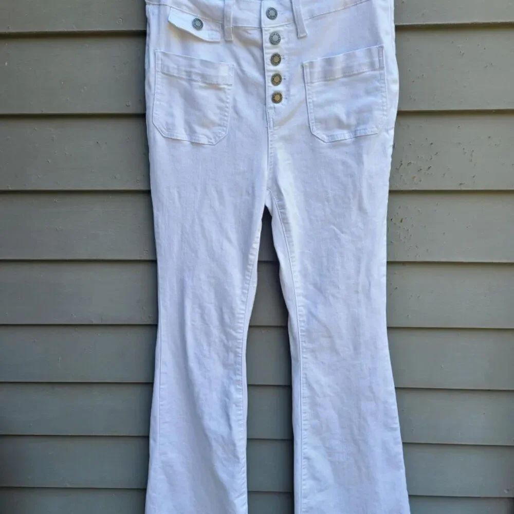 Judy Blue White Flair Fit Button Fly Jeans size 9/29